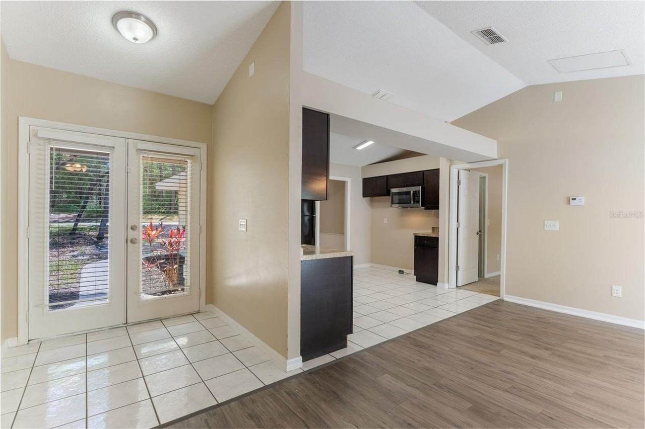 1725 14th St - Photo 5 of 32