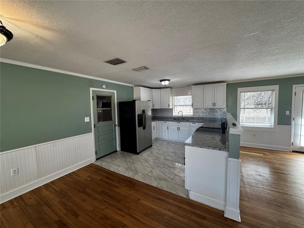 431 Richey Rd - Photo 4 of 15