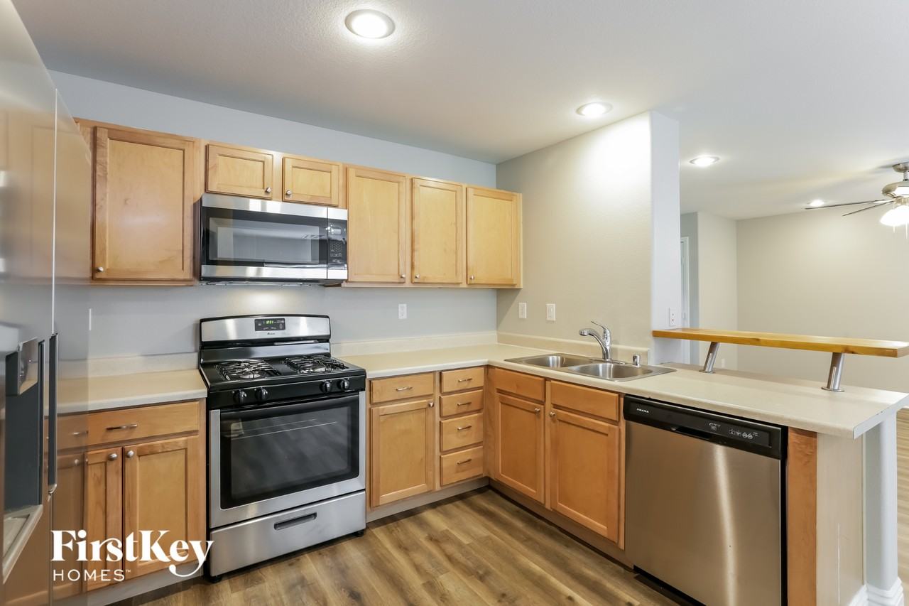 7440 Margollini St - Photo 6 of 15