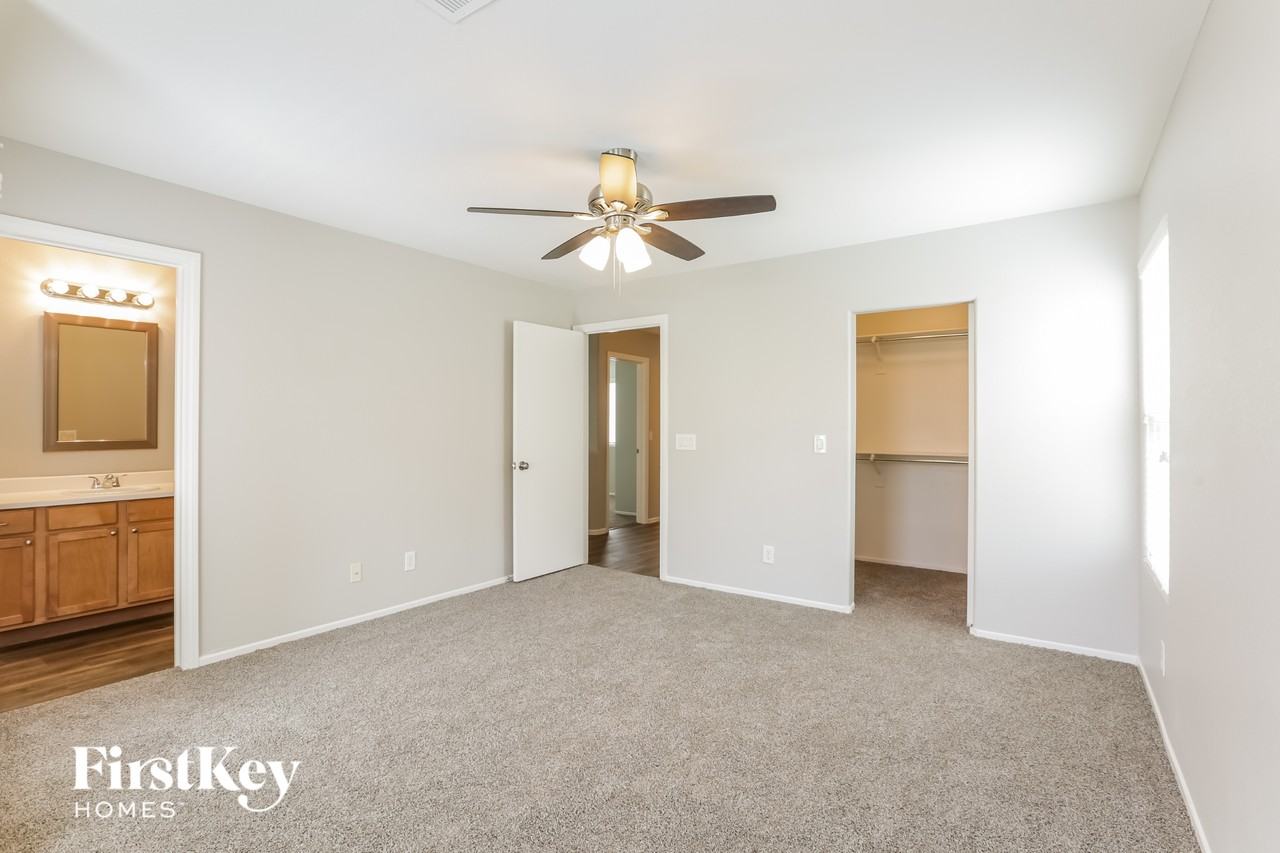 7440 Margollini St - Photo 7 of 15