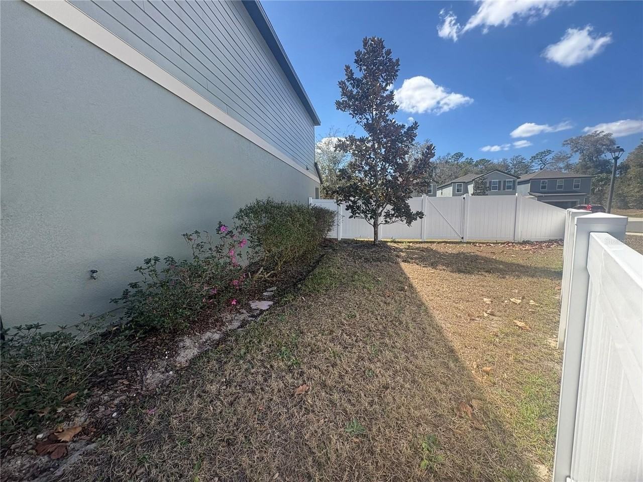 2269 Litchfield Loop - Photo 4 of 22