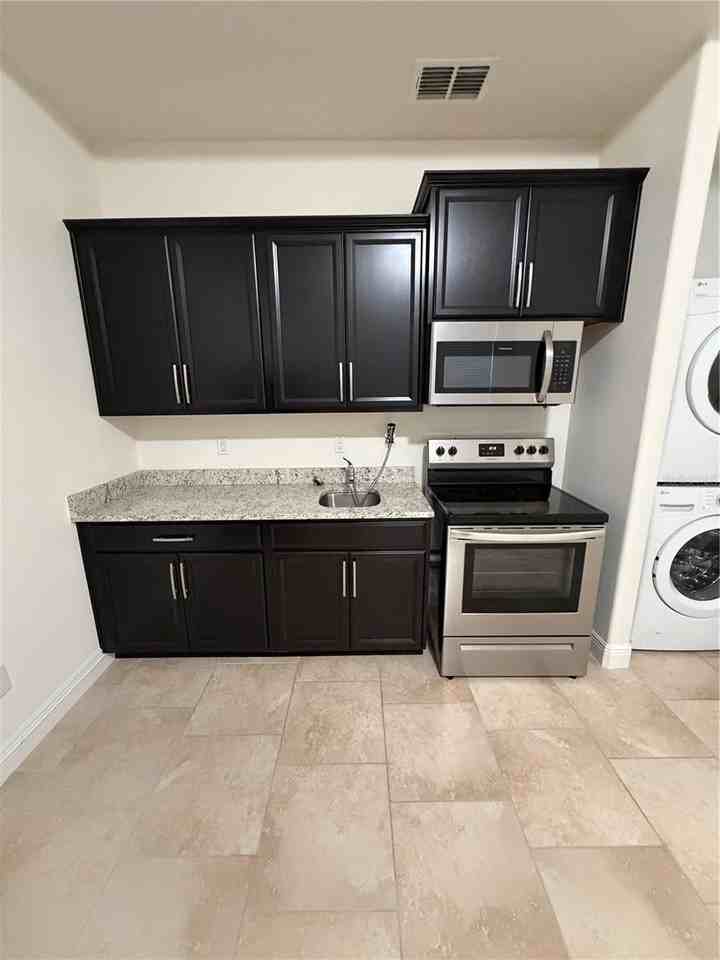 4411 Linwood Trace Ln - Photo 7 of 11