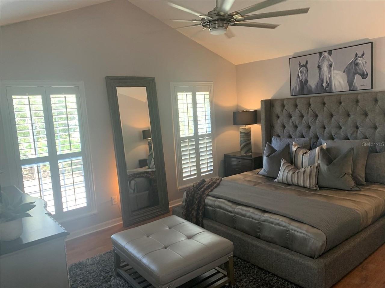 319 N Hampton Ave - Photo 7 of 16