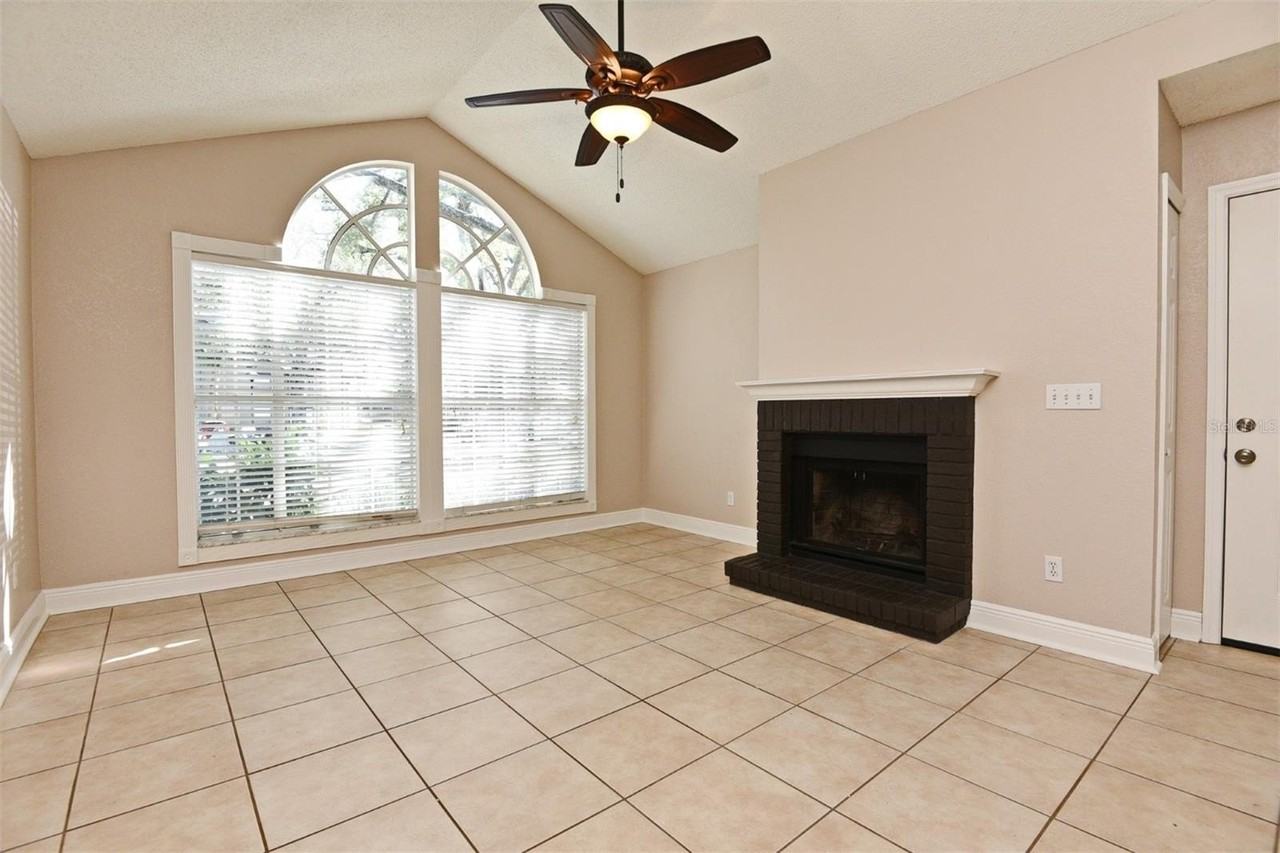 952 Bird Bay Ct #100 - Photo 4 of 25