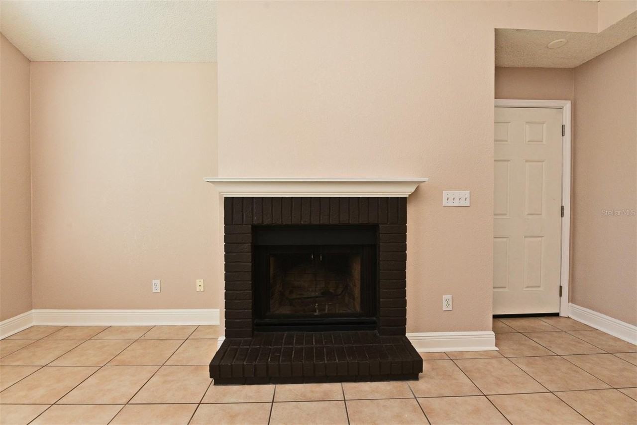 952 Bird Bay Ct #100 - Photo 5 of 25