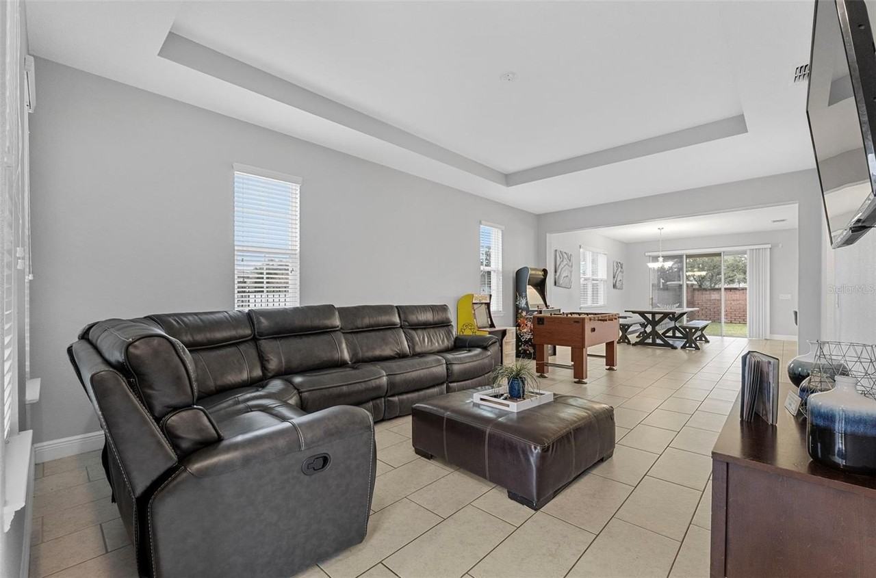 206 Aberdeen St - Photo 2 of 48