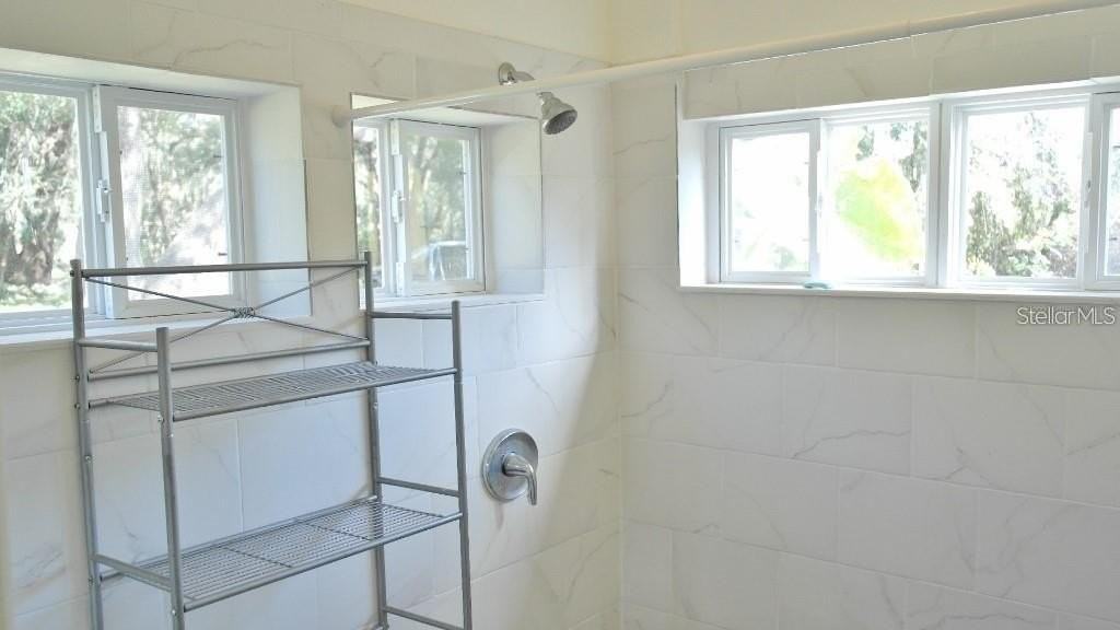 141 Sunnytown Rd - Photo 7 of 18