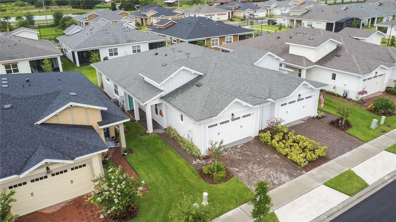 2557 Yellow Brick Rd - Photo 5 of 42