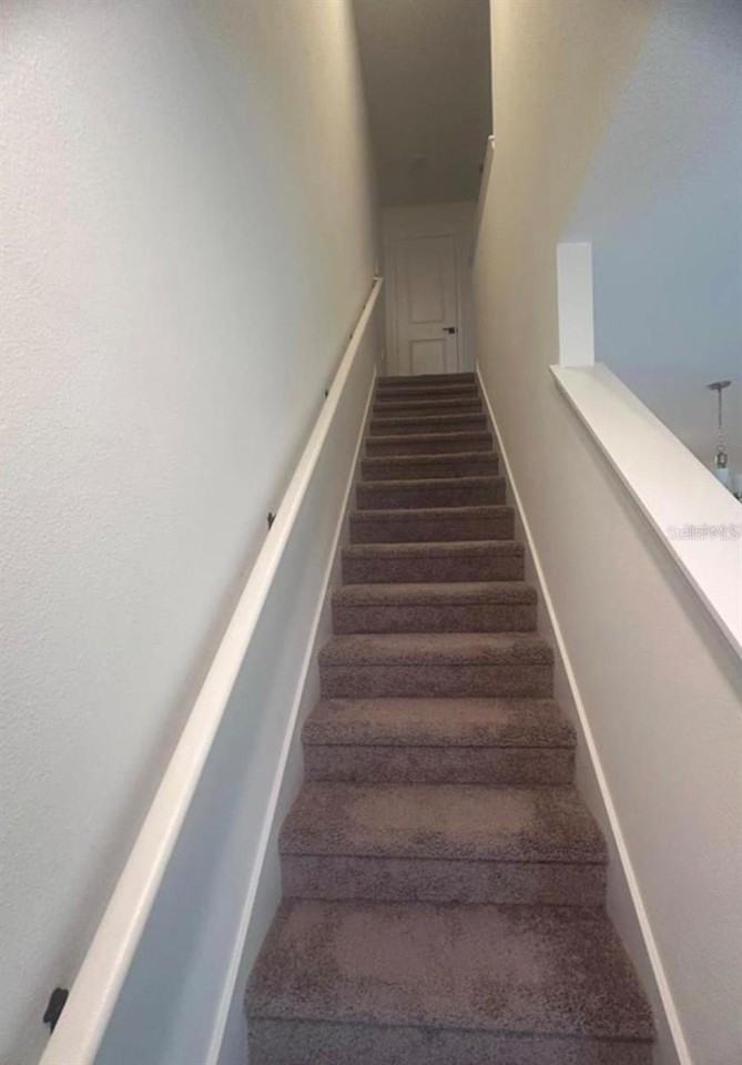 9288 Westside Hills Dr - Photo 4 of 10