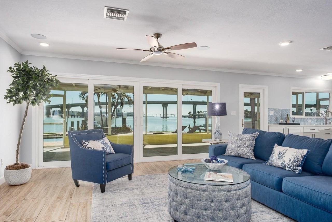 590 Belle Point Dr - Photo 7 of 45