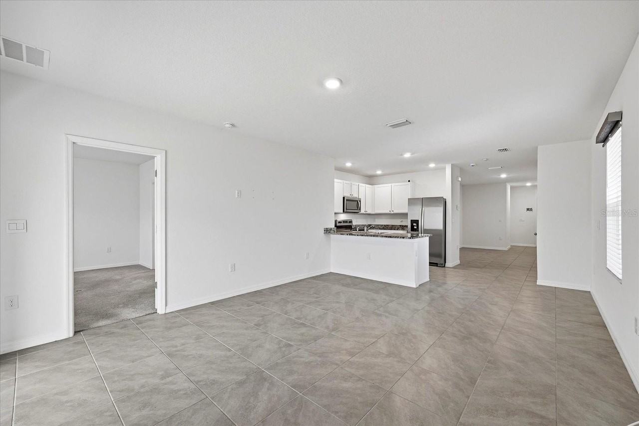 2901 Maiden Grass Isle - Photo 6 of 16