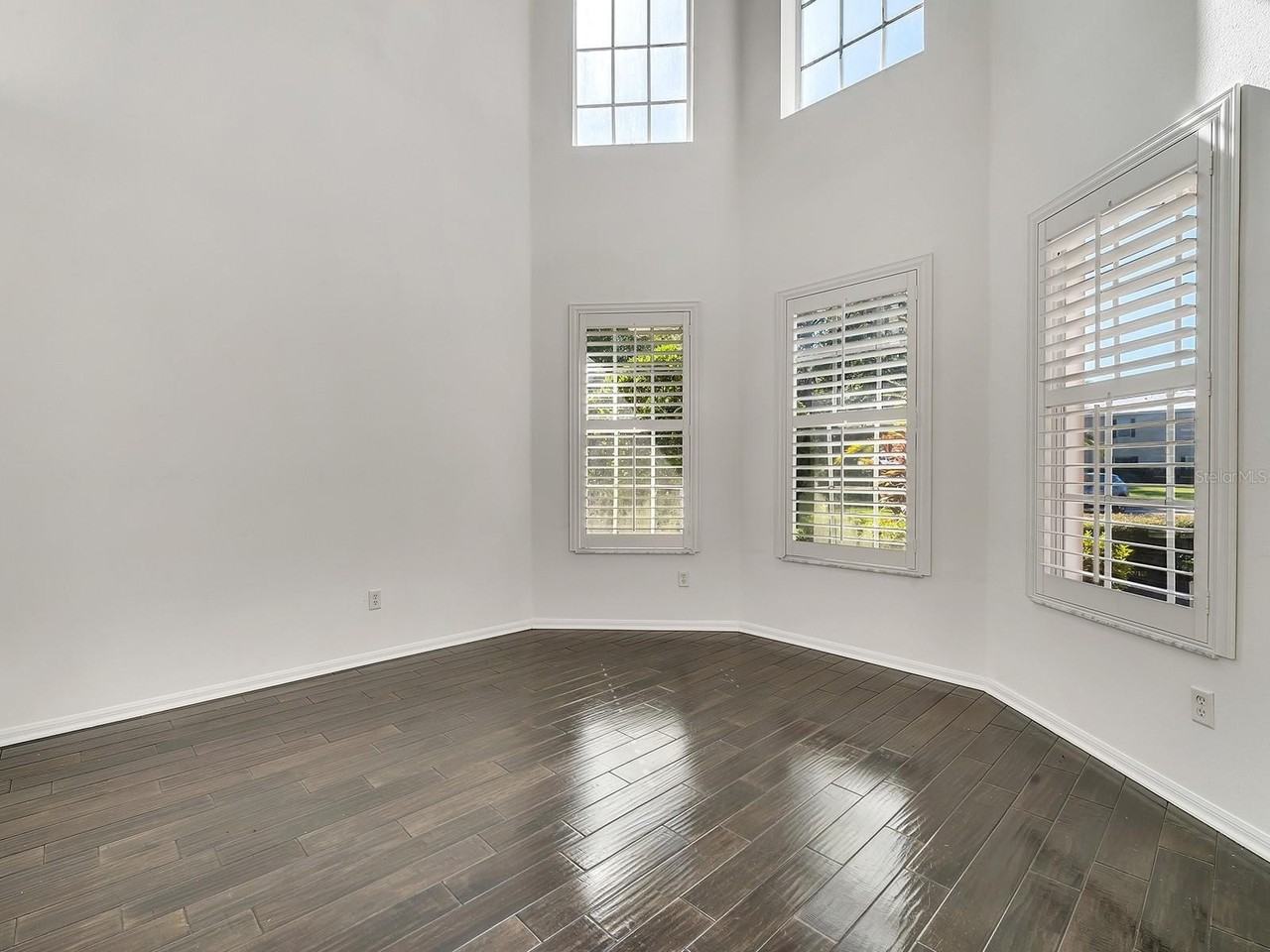 18022 Maui Isle Dr - Photo 6 of 50