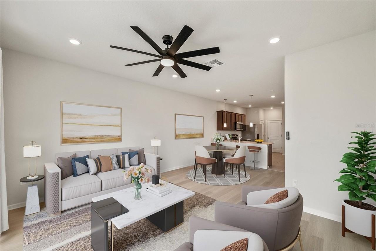 5489 Elmview Xing - Photo 3 of 45