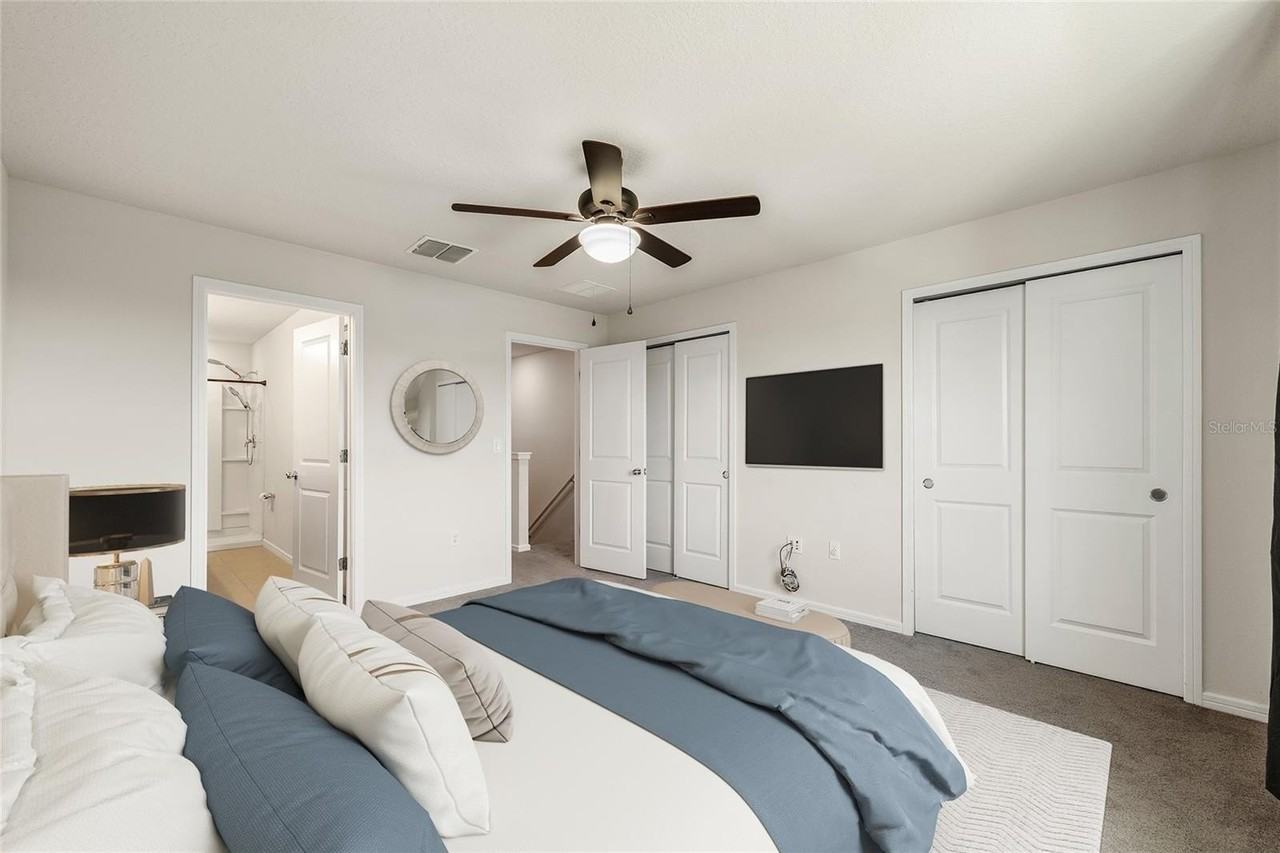 5489 Elmview Xing - Photo 5 of 45