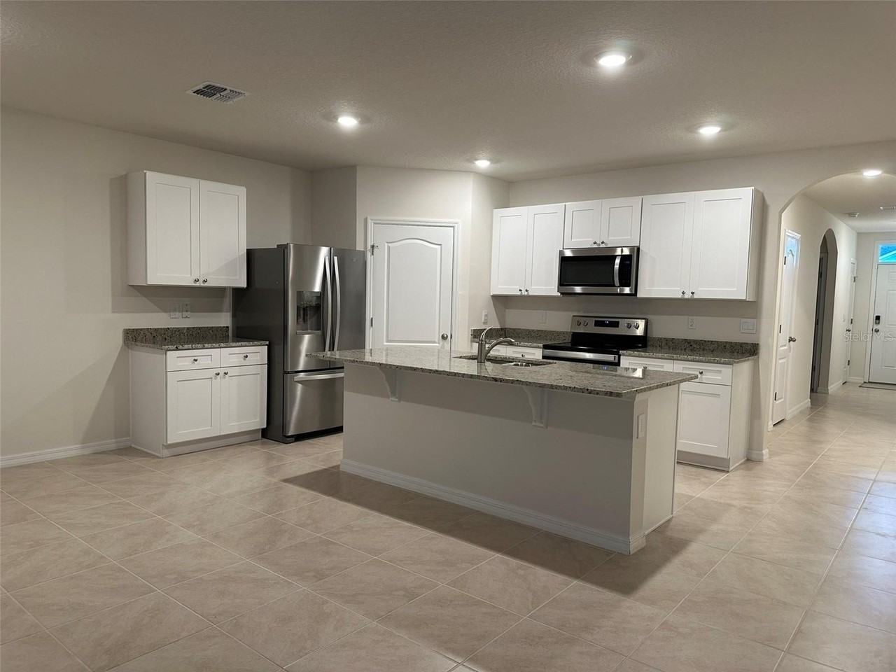 5692 Siltstone St - Photo 3 of 23