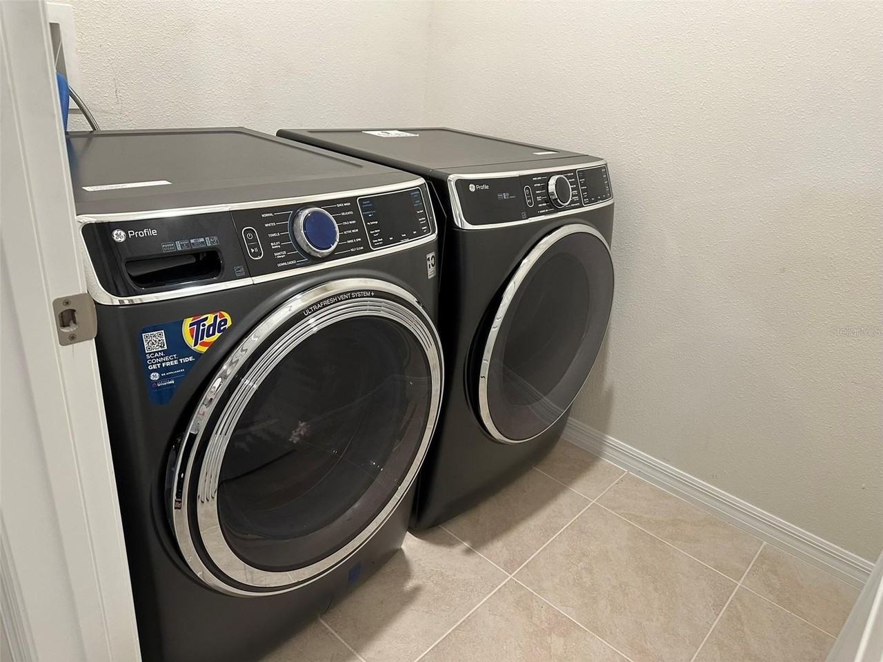 5692 Siltstone St - Photo 7 of 23