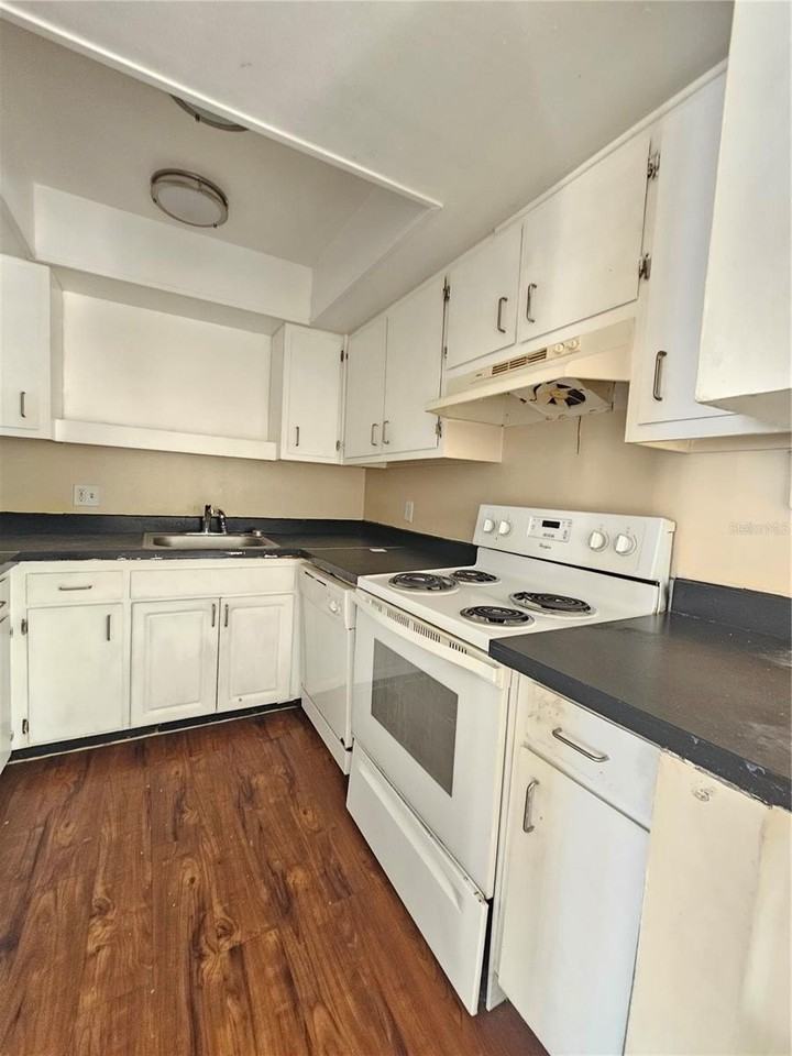 7611 Paula Dr #5 - Photo 6 of 15