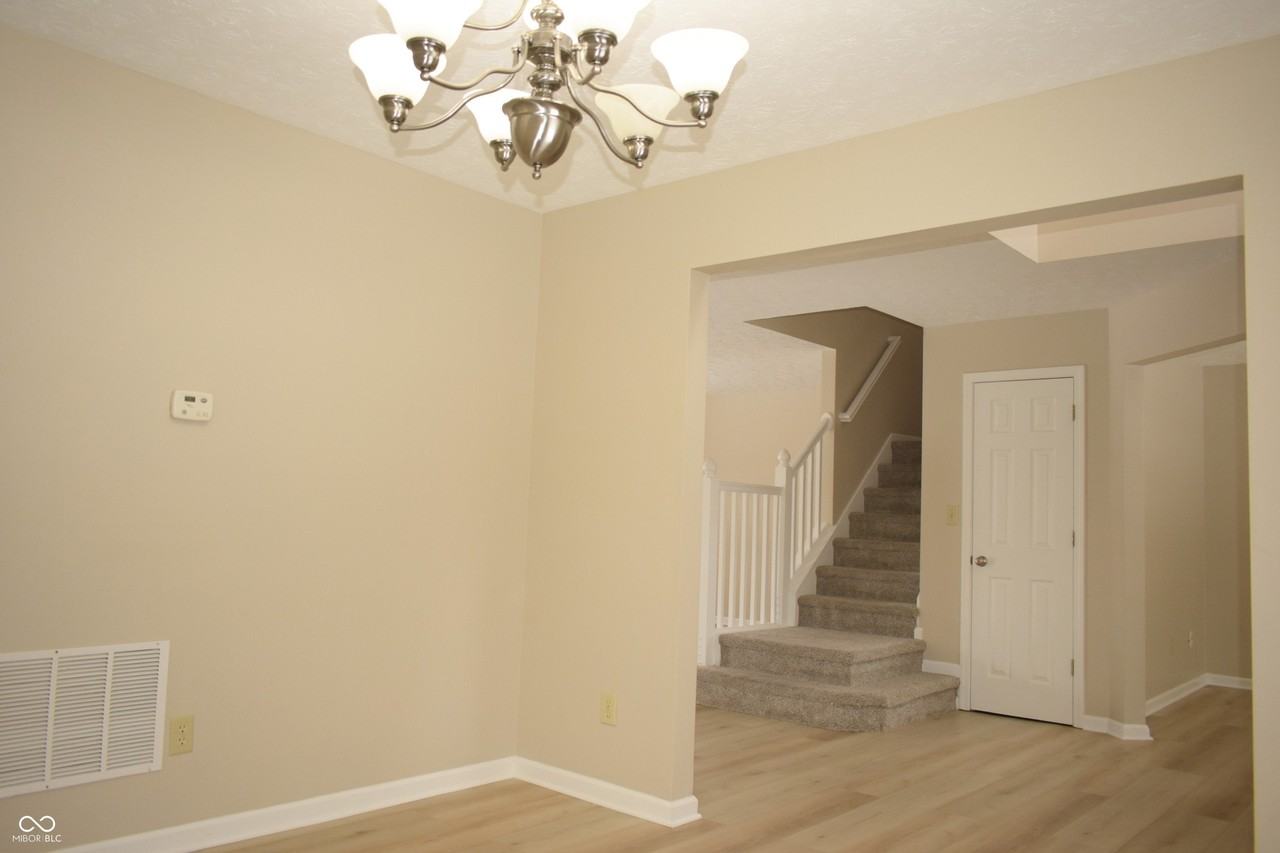 12381 E 131st St - Photo 3 of 22