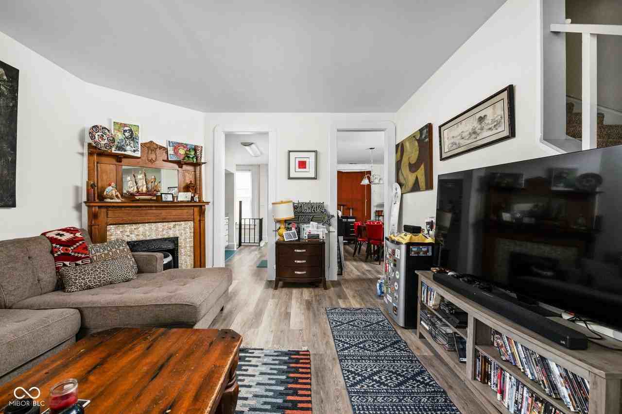 1446 N Illinois St - Photo 5 of 19