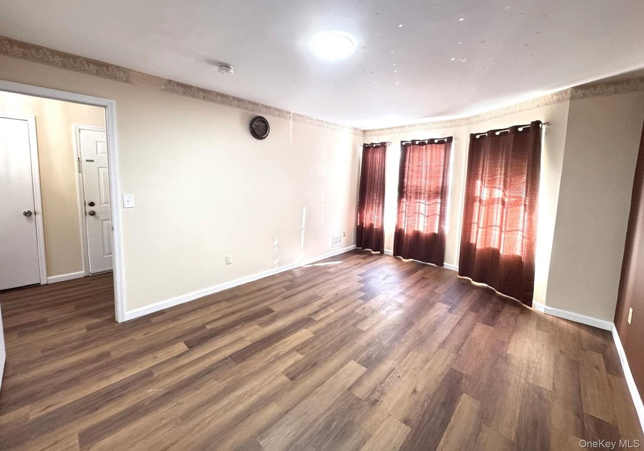 199 Ramapo Rd Apt D #D - Photo 4 of 28