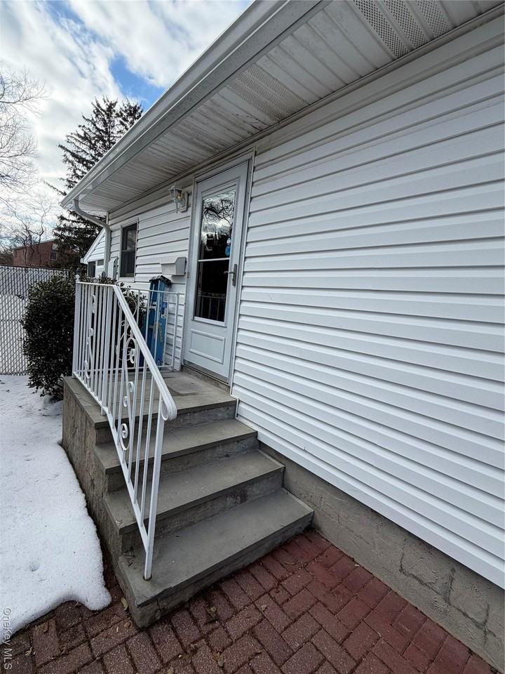 511A 6th St - Photo 2 of 23