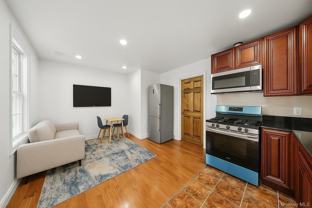 14 Yankee Pl Apt 6 #Apt 6 - Photo 1 of 1