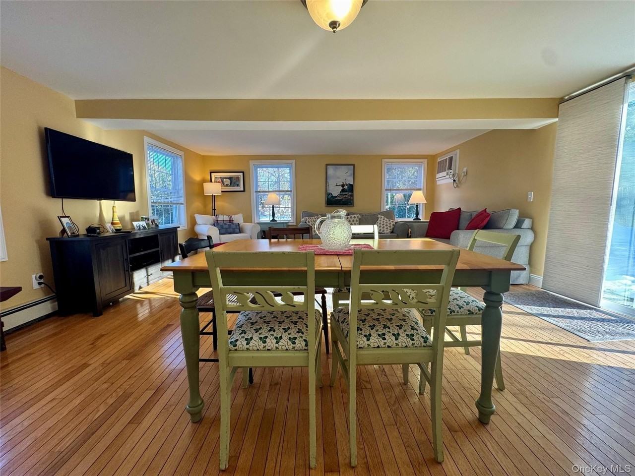 1070 Town Harbor Ln - Photo 4 of 22