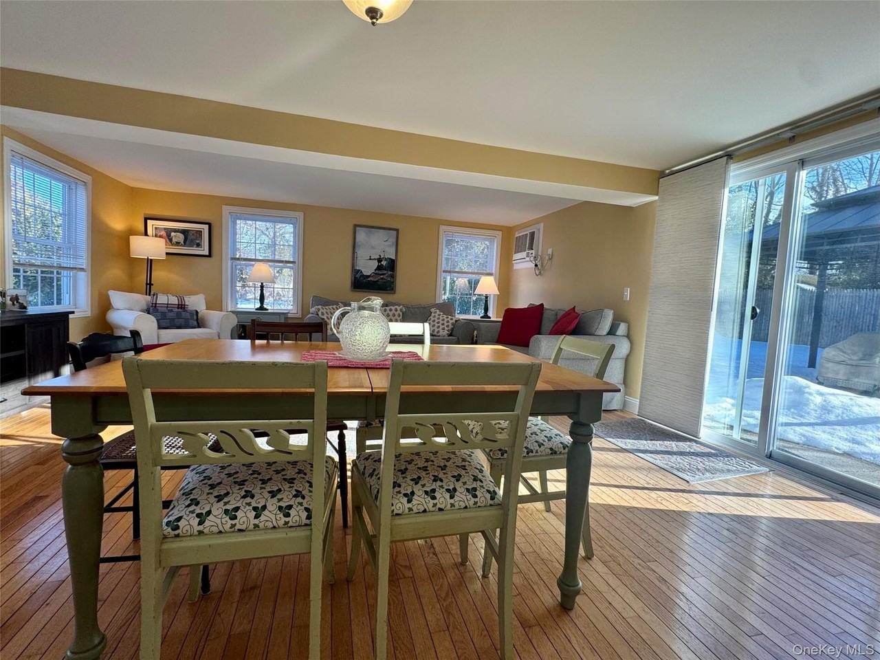 1070 Town Harbor Ln - Photo 5 of 22