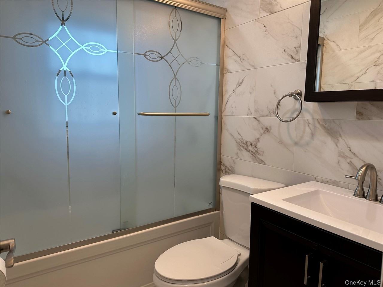 59 New Hampshire Ave - Photo 5 of 11