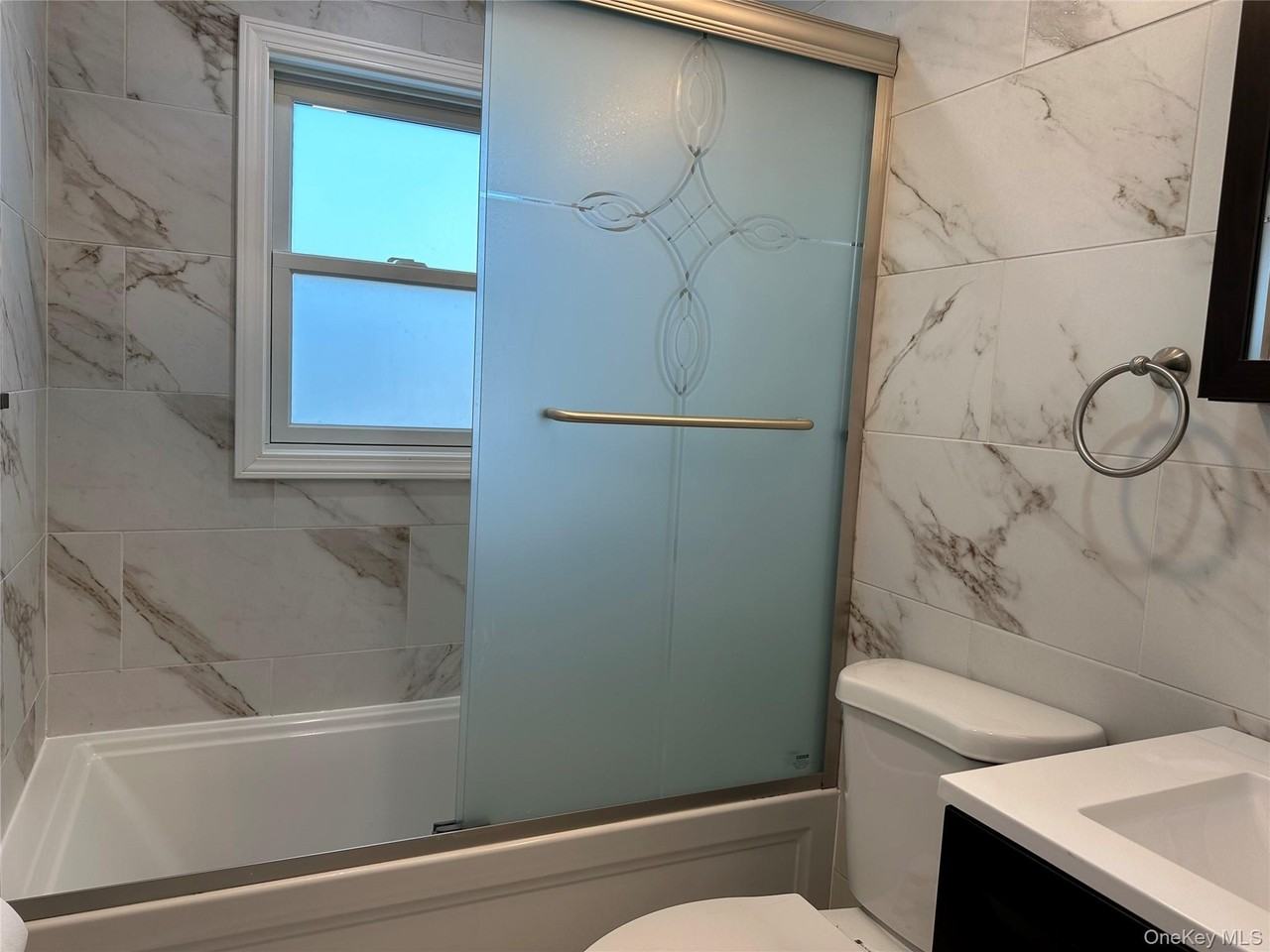 59 New Hampshire Ave - Photo 6 of 11