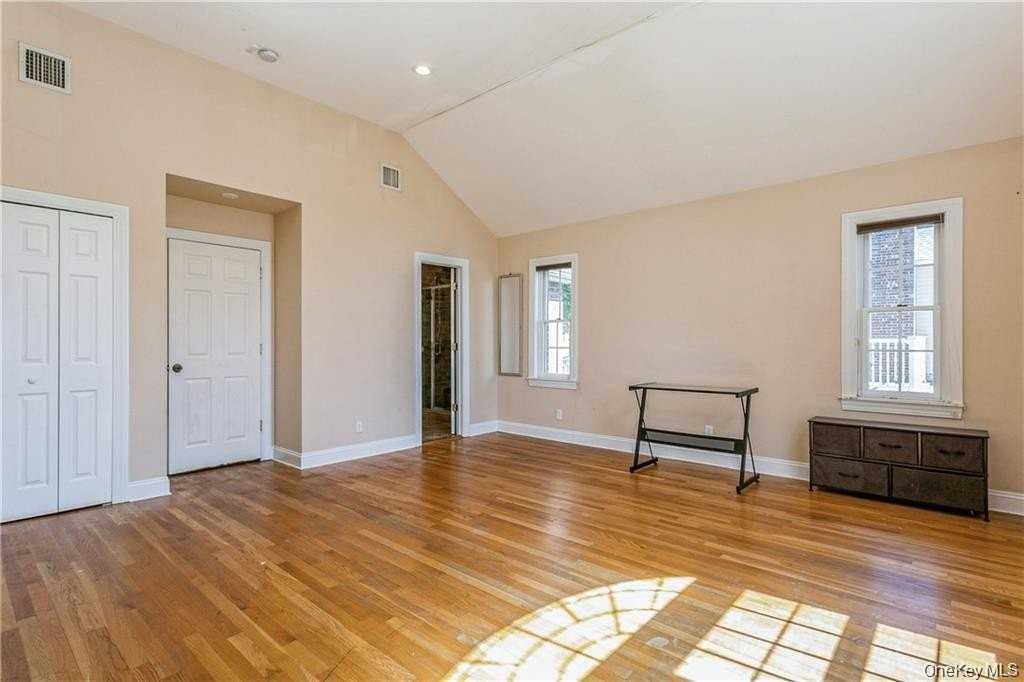 39 Croydon Rd - Photo 5 of 36