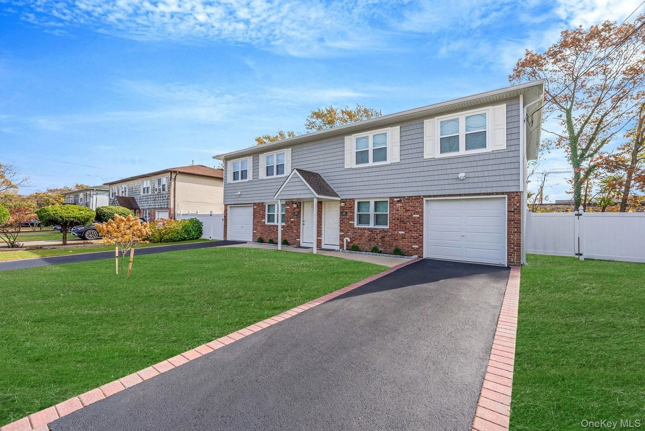 54 Evergreen St Unit A - Photo 2 of 18