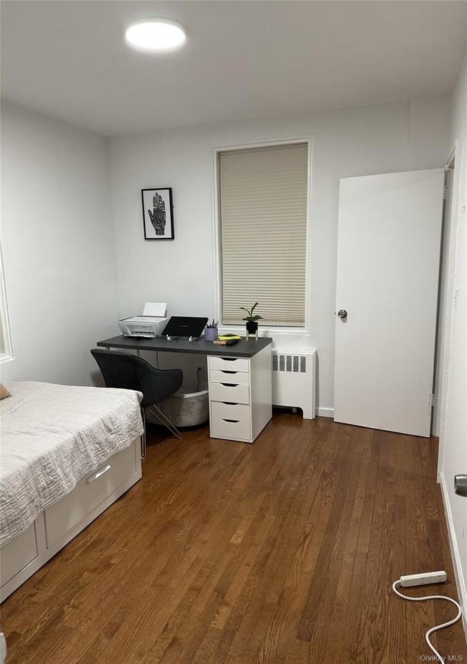 1133 Midland Ave Apt 1k - Photo 7 of 8