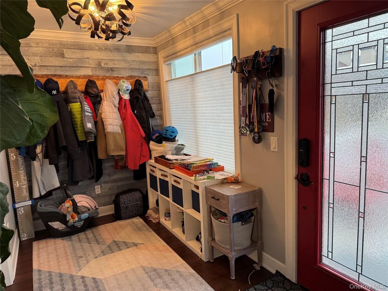 63 Ohio Ave - Photo 4 of 27