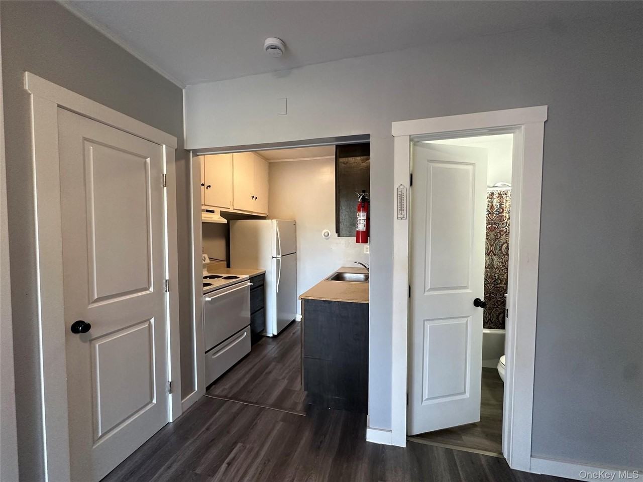 1399 Route 44 55 Apt 4 - Photo 5 of 18