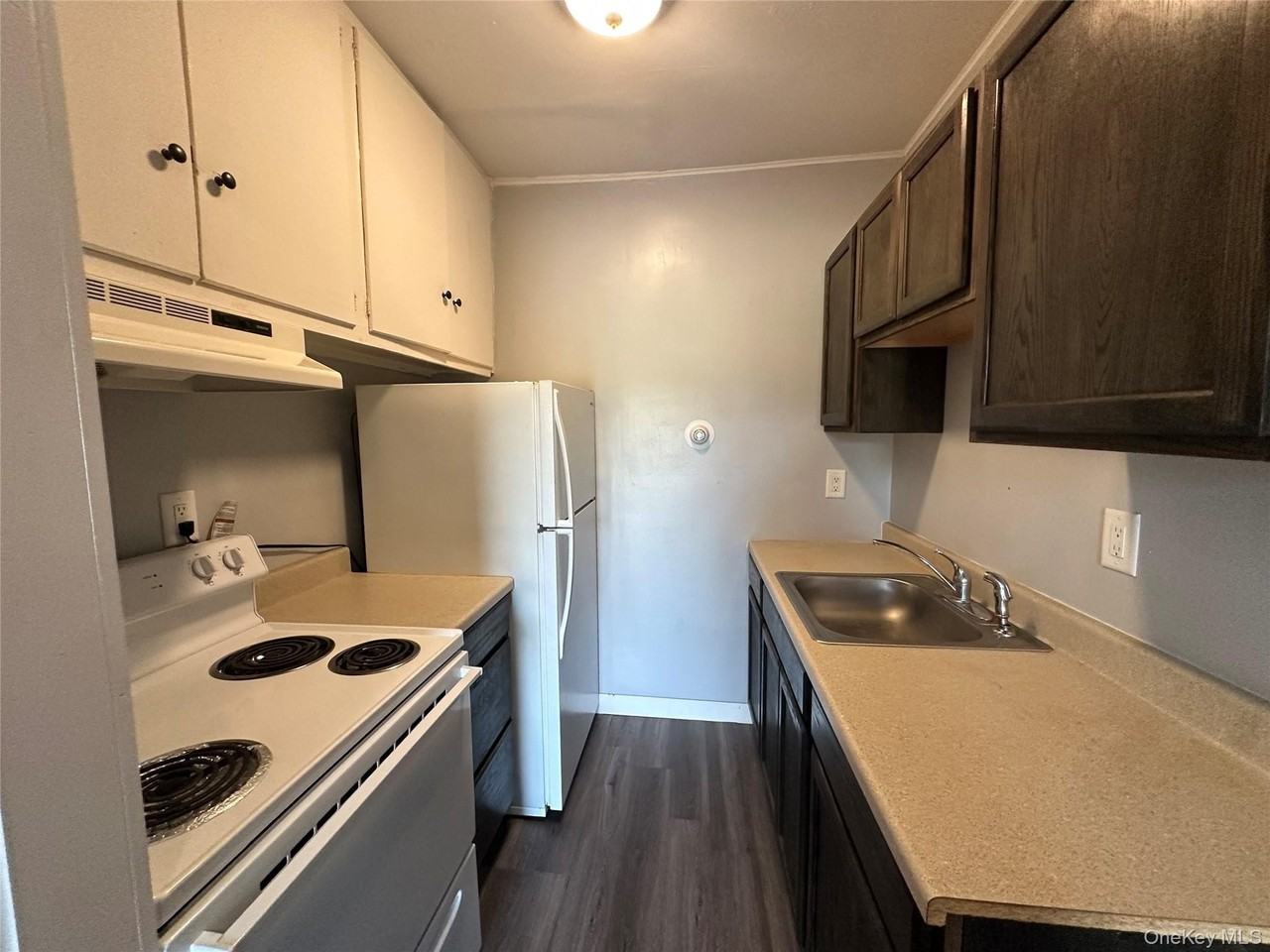 1399 Route 44 55 Apt 4 - Photo 6 of 18