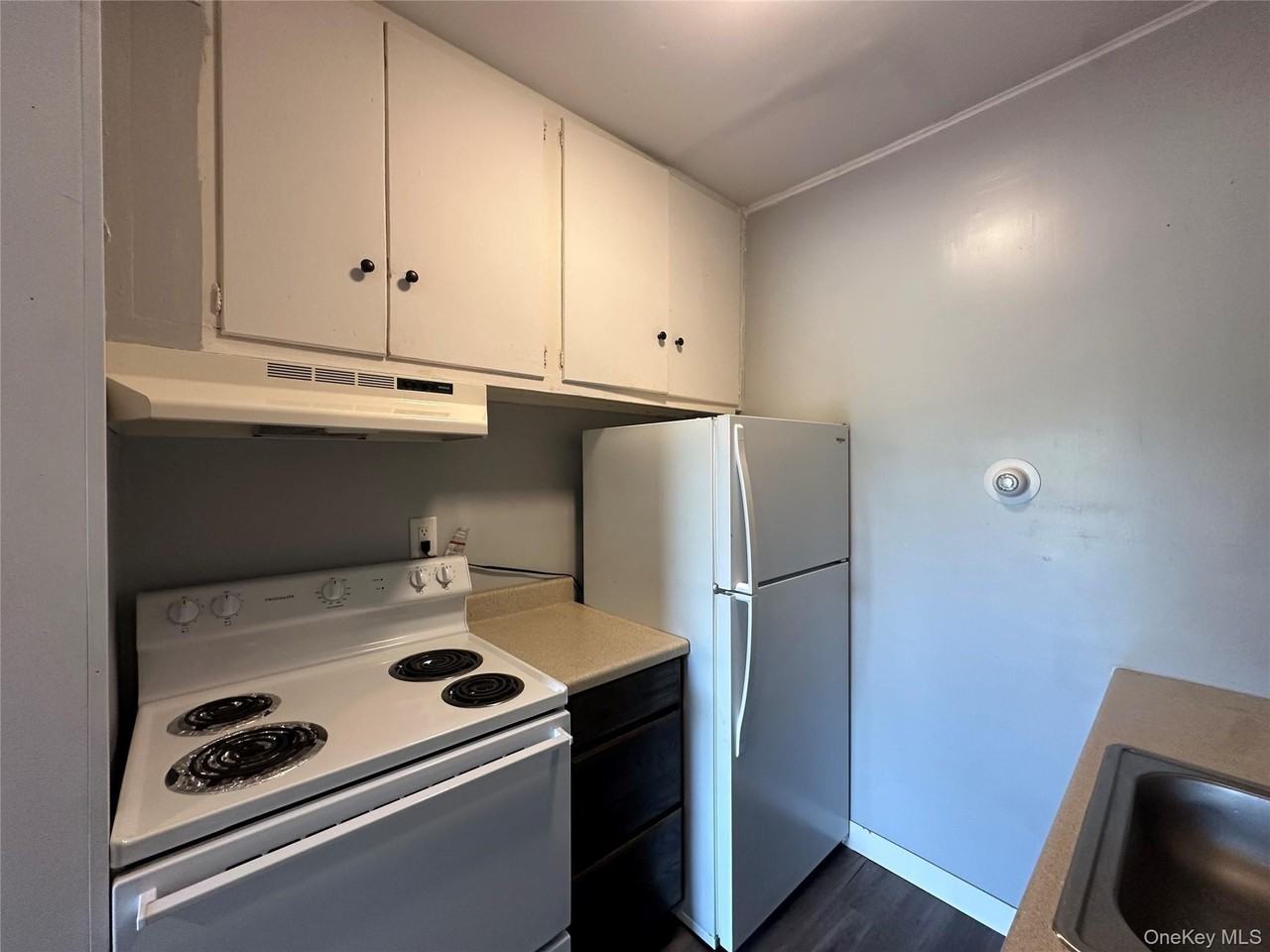 1399 Route 44 55 Apt 4 - Photo 7 of 18