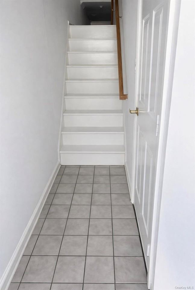 54 Crystal Hill Dr - Photo 2 of 14