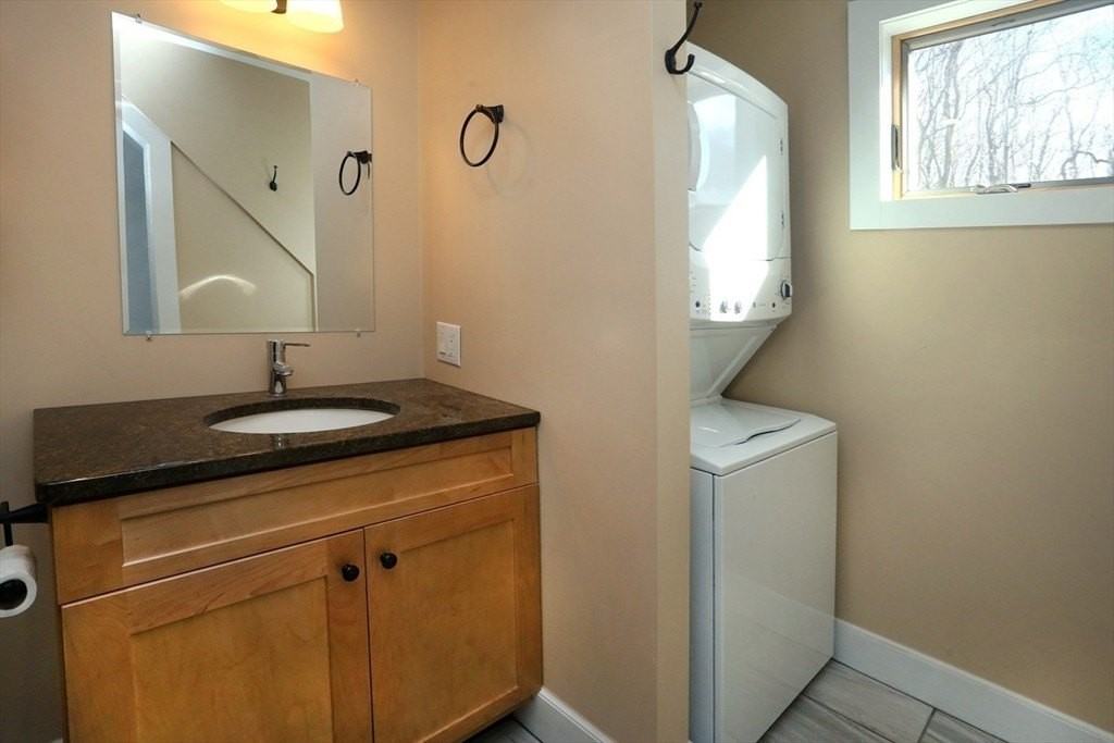 12 Warren Ave Unit B - Photo 7 of 18