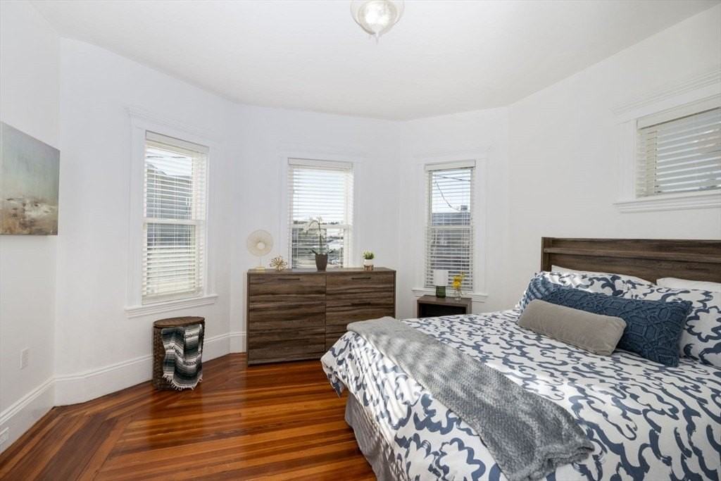 122 Brook Rd Unit 2 - Photo 7 of 11