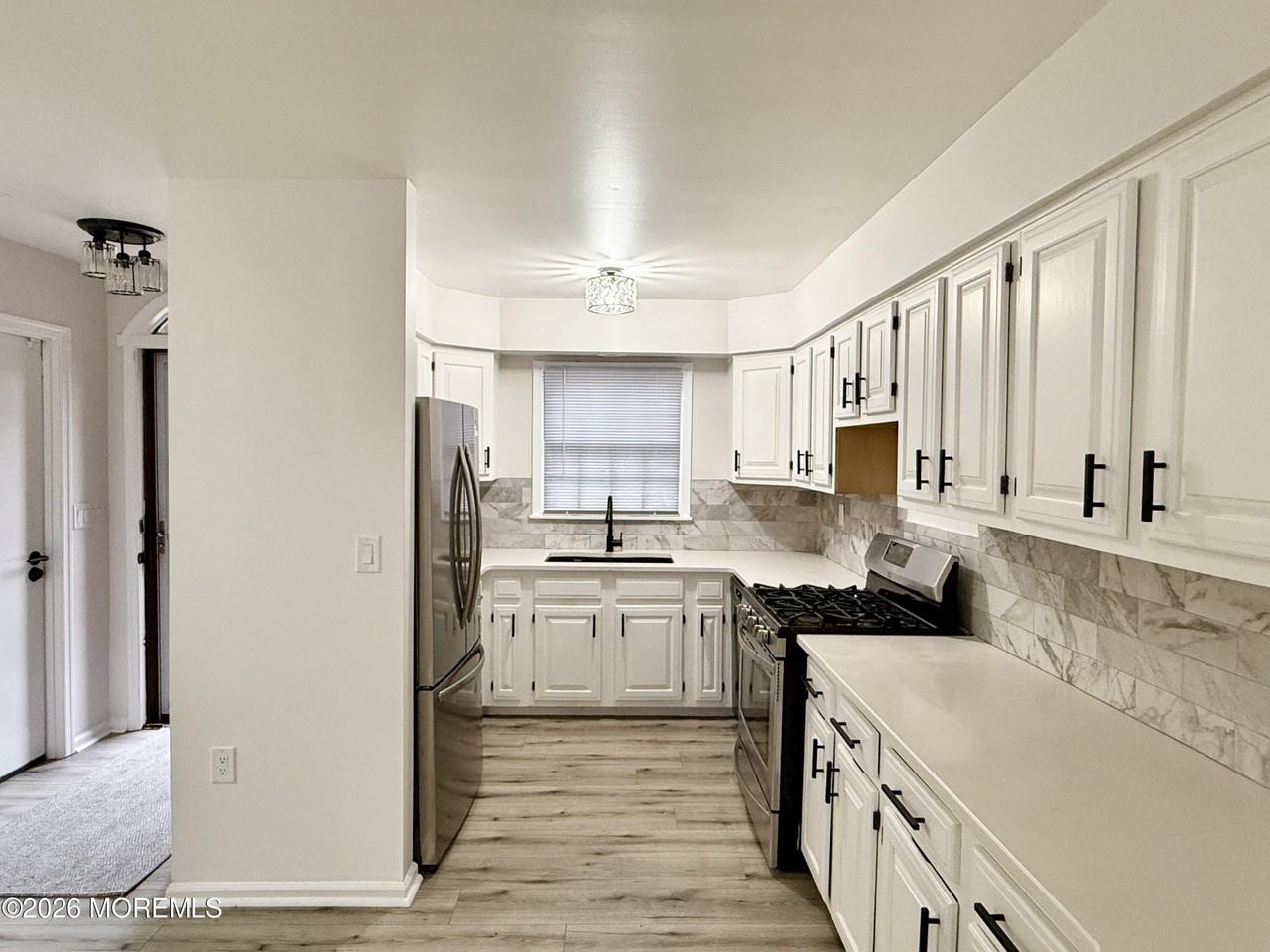 41 Weller Pl Unit 217 - Photo 3 of 26