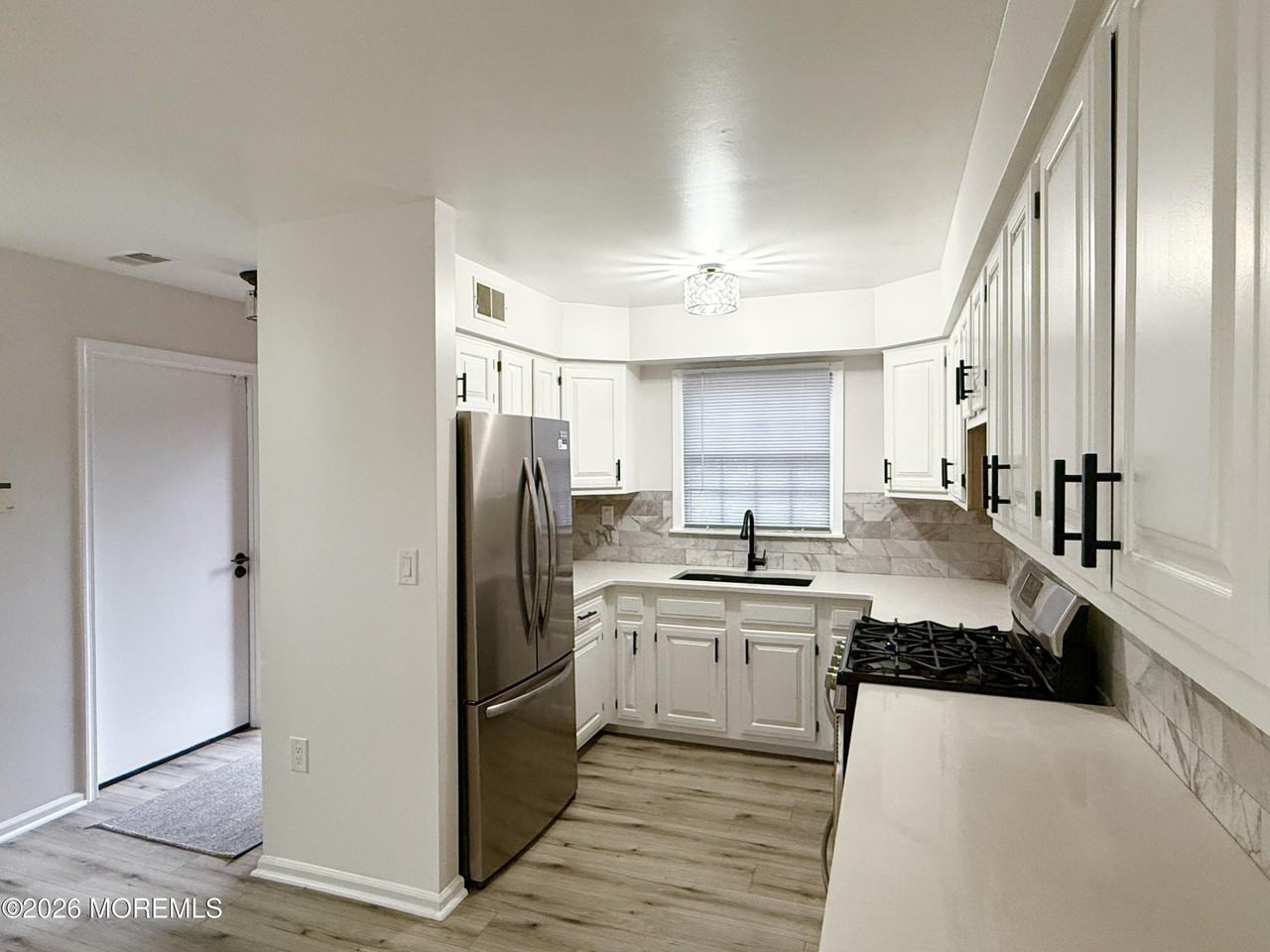 41 Weller Pl Unit 217 - Photo 4 of 26