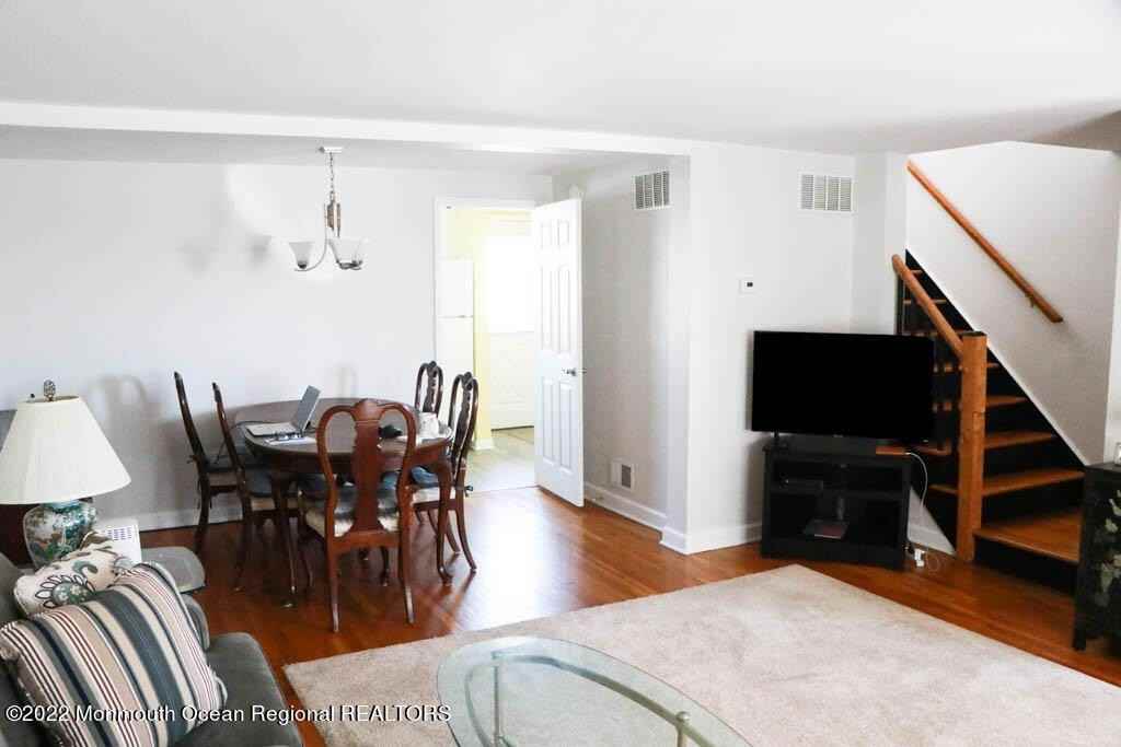 5 Vine Ct - Photo 5 of 30