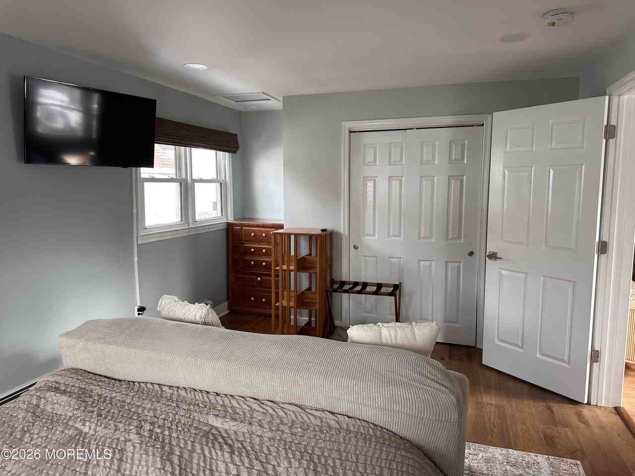 101 Center Ave - Photo 3 of 12