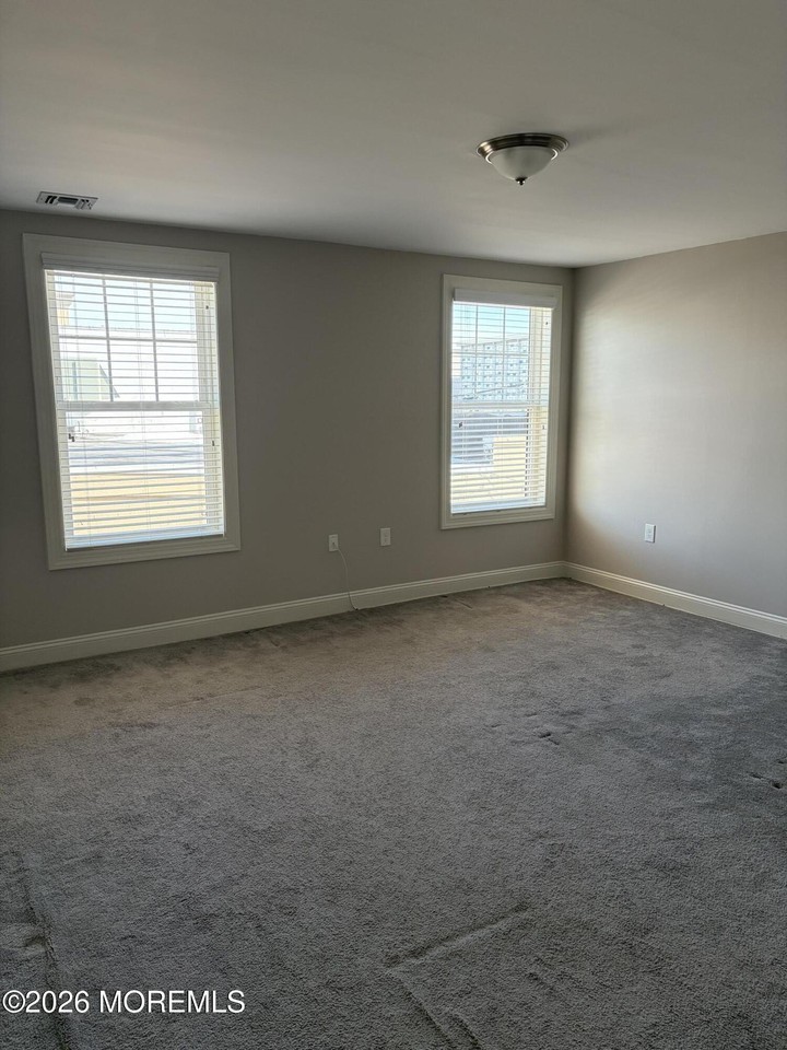 713 Main St Unit D - Photo 6 of 6