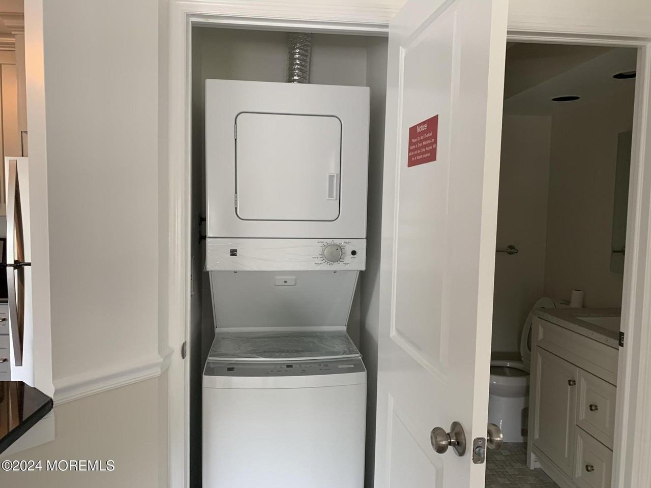 462 Magnolia Ct - Photo 7 of 15