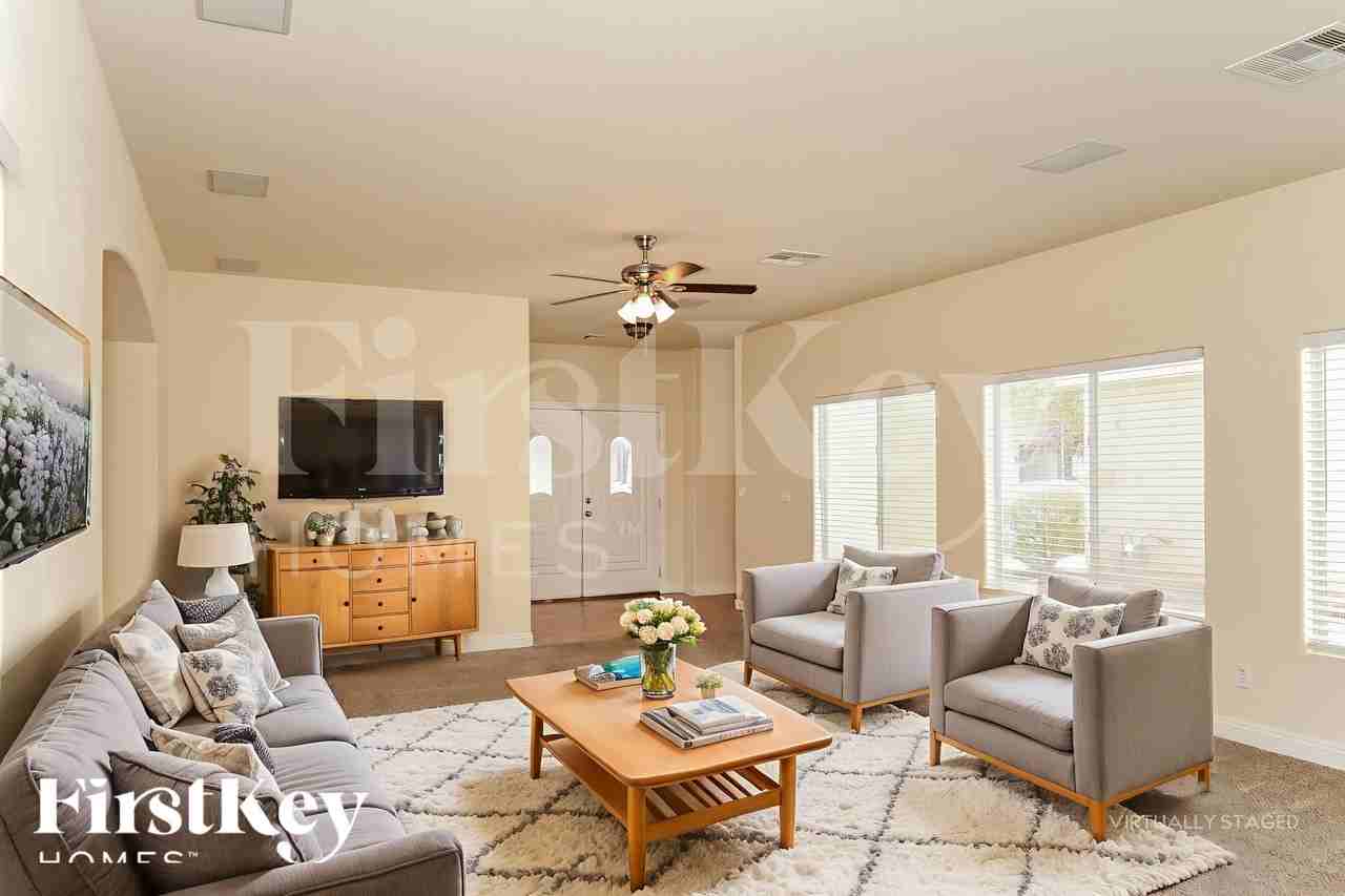 1680 Dark Wolf Ave - Photo 6 of 19