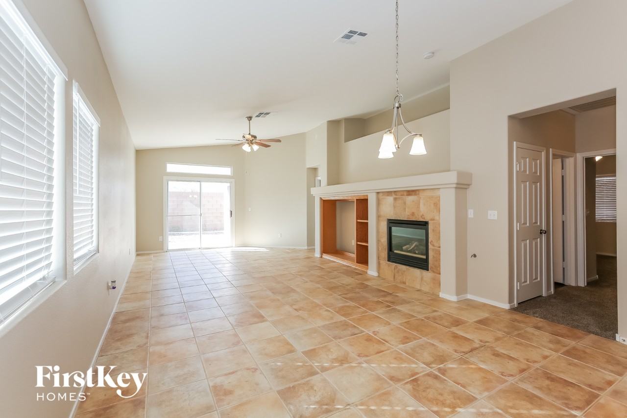 7625 Burning Falls Dr - Photo 3 of 15