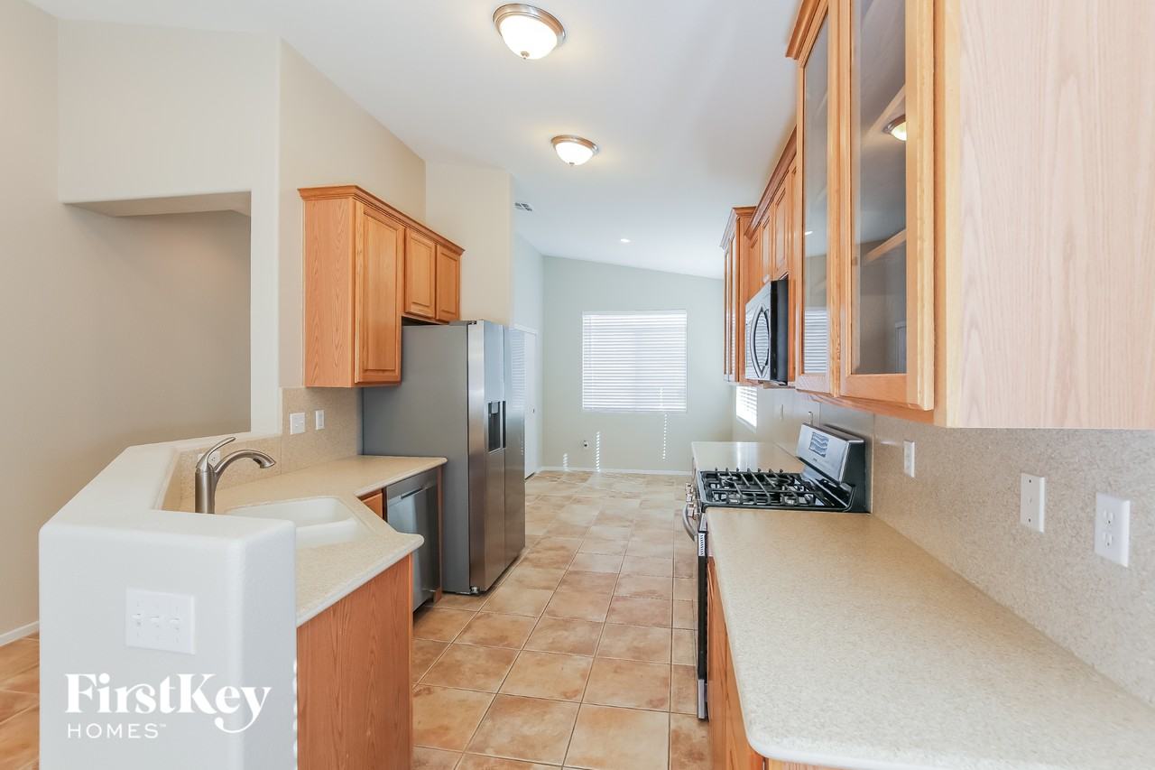 7625 Burning Falls Dr - Photo 6 of 15