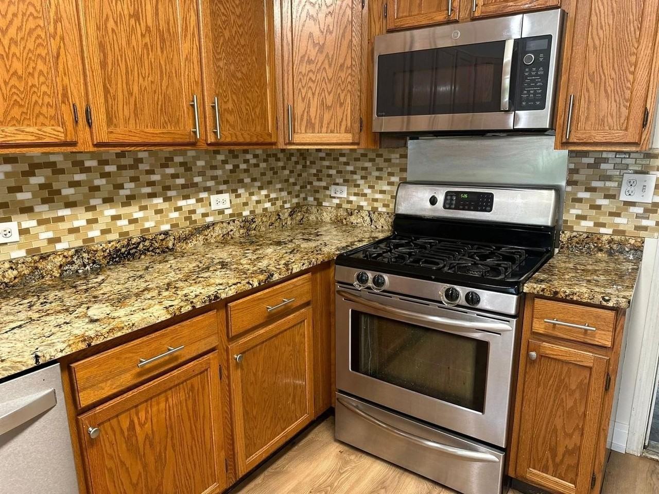 1436 Brittania Way - Photo 7 of 13